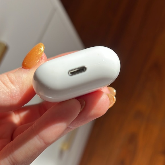 Apple Airpod Generarion 1 - Picture 4 of 8